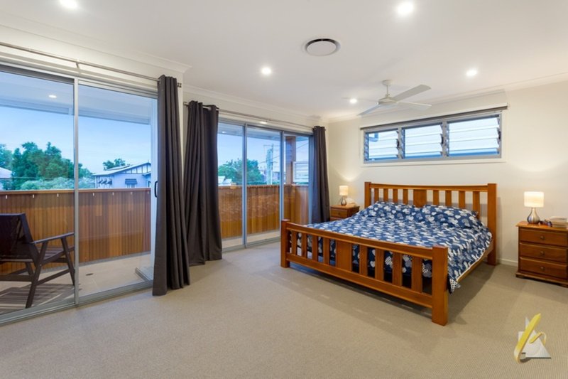 Photo - 6 Cormack Street, Sherwood QLD 4075 - Image 12