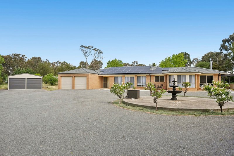 Photo - 6 Corriedale Avenue, Murrumbateman NSW 2582 - Image 5