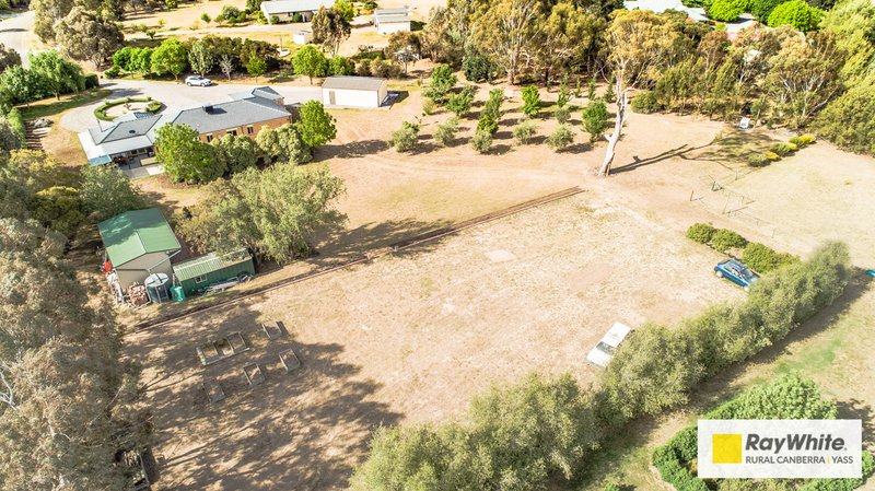 Photo - 6 Corriedale Avenue, Murrumbateman NSW 2582 - Image 4