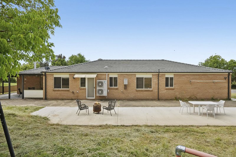Photo - 6 Corriedale Avenue, Murrumbateman NSW 2582 - Image 8
