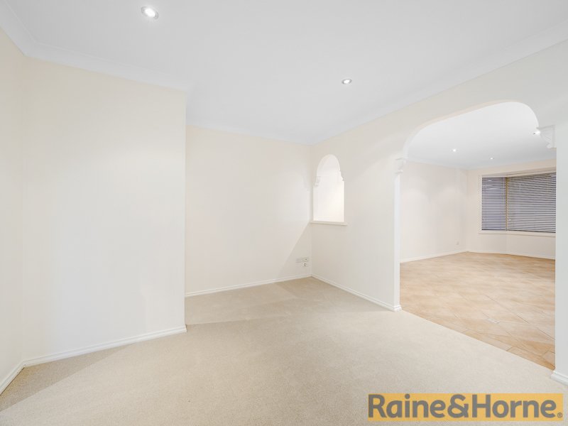 Photo - 6 Corvus Close, Glenmore Park NSW 2745 - Image 3