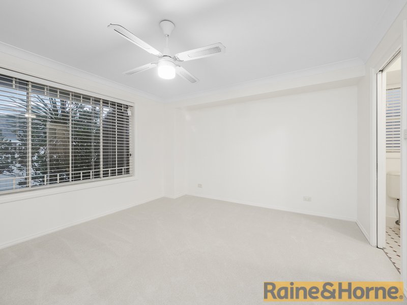 Photo - 6 Corvus Close, Glenmore Park NSW 2745 - Image 8