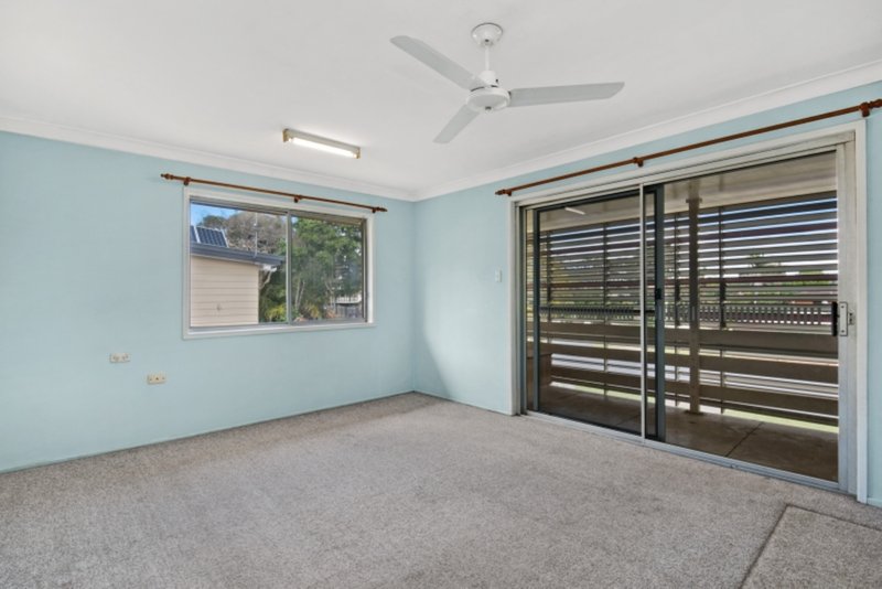 Photo - 6 Cotswold Street, Morayfield QLD 4506 - Image 5