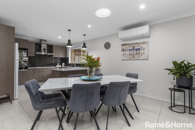 Photo - 6 Cottonwood Chase, Fletcher NSW 2287 - Image 5