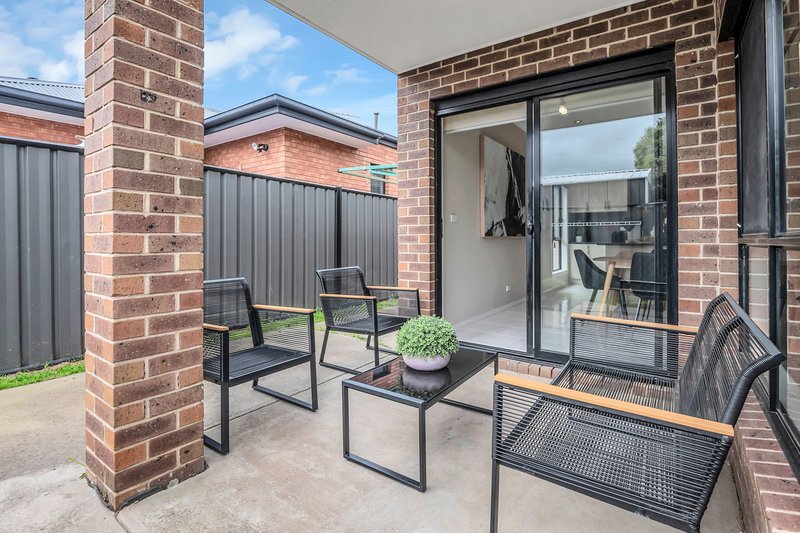 Photo - 6 Coventry Lane, Craigieburn VIC 3064 - Image 18