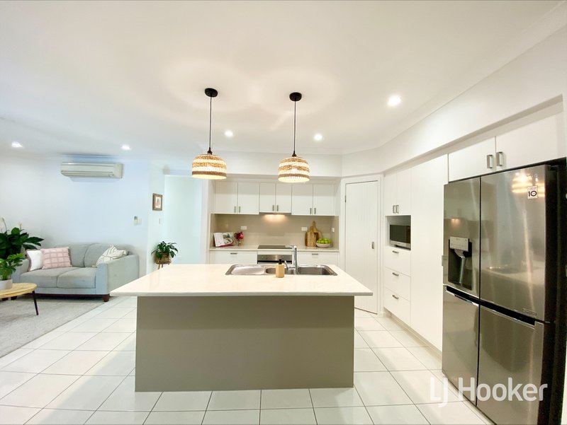 Photo - 6 Cowrie Court, Bushland Beach QLD 4818 - Image 4