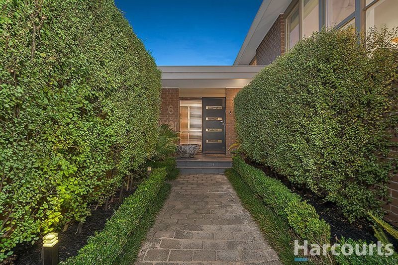 Photo - 6 Craig Hill Drive, Wheelers Hill VIC 3150 - Image 2