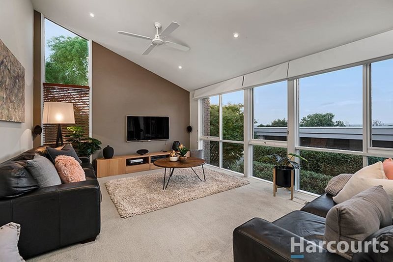 Photo - 6 Craig Hill Drive, Wheelers Hill VIC 3150 - Image 3