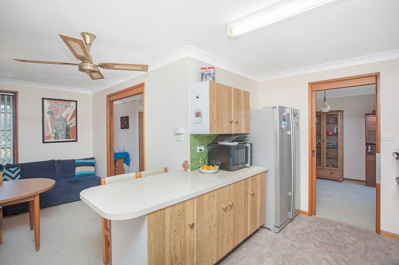 Photo - 6 Craig Lea Close, Taree NSW 2430 - Image 3