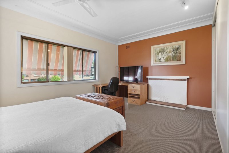 Photo - 6 Craigelea Street, Guildford NSW 2161 - Image 10