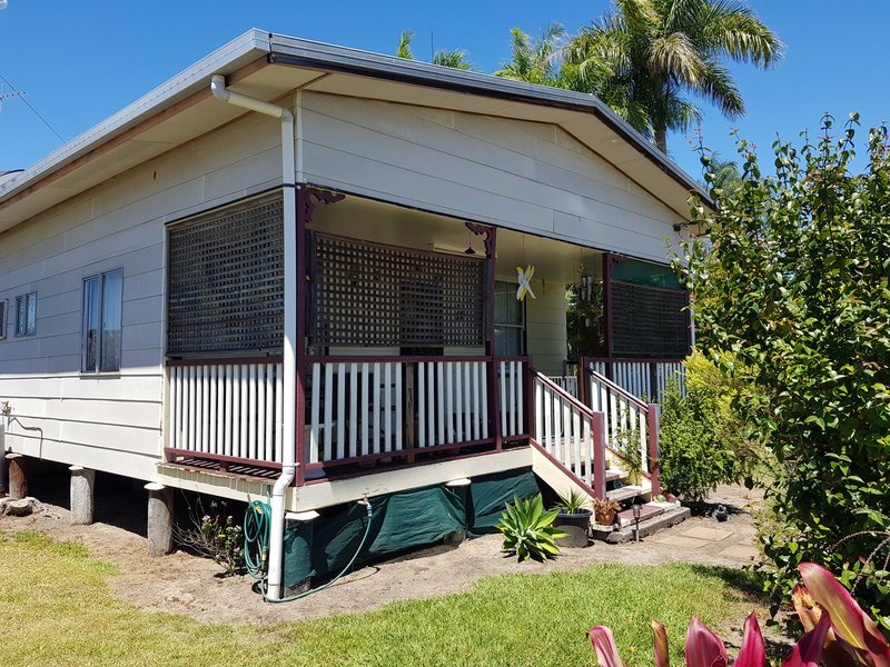 6 Cran St , Tinana QLD 4650