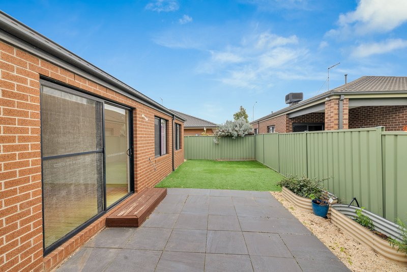 Photo - 6 Cranwell Way, Wyndham Vale VIC 3024 - Image 13