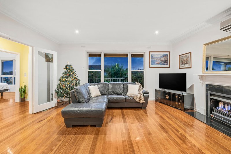 Photo - 6 Crawford Avenue, Dandenong North VIC 3175 - Image 6