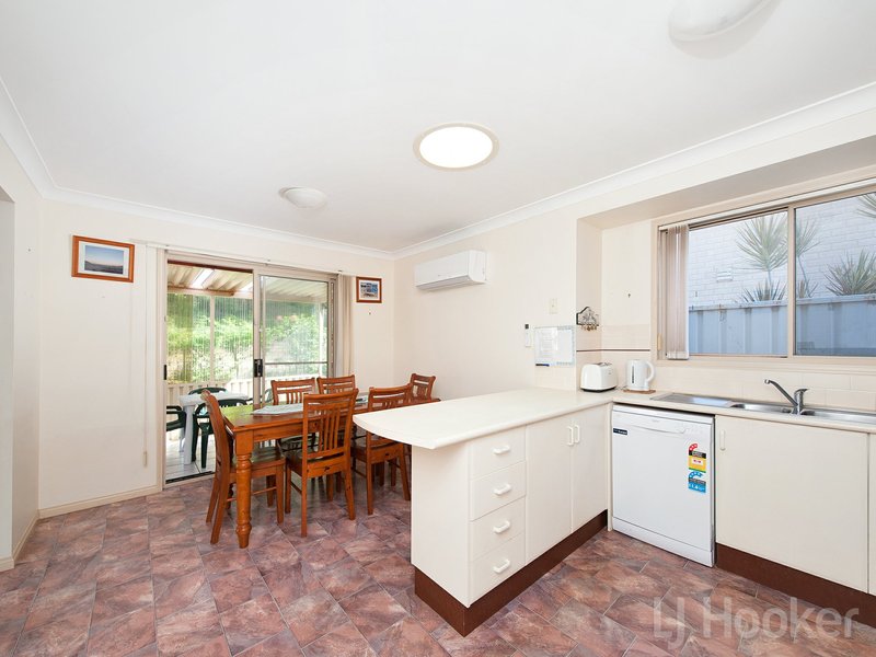 Photo - 6 Creswell Place, Fingal Bay NSW 2315 - Image 3