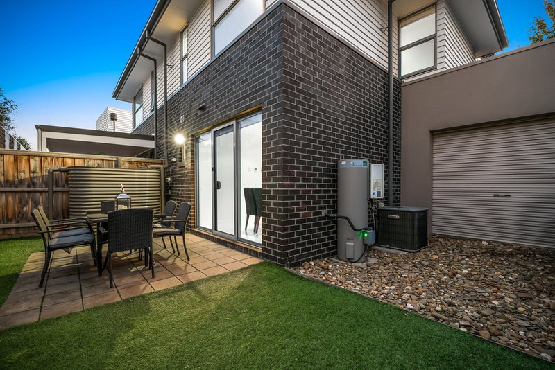 Photo - 6 Croke Park Court, Mulgrave VIC 3170 - Image 16