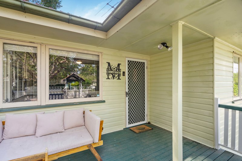 Photo - 6 Crosshill Street, Leichhardt QLD 4305 - Image 3