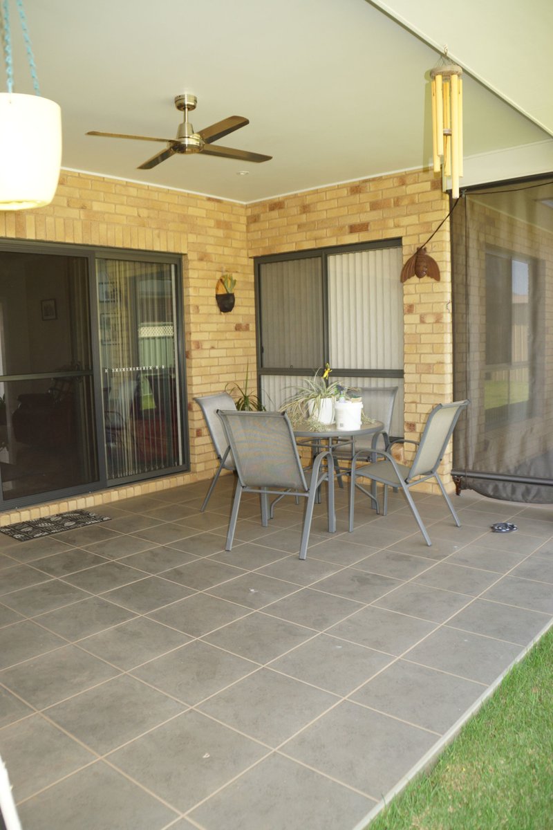 Photo - 6 Crossroads Drive, Dubbo NSW 2830 - Image 4