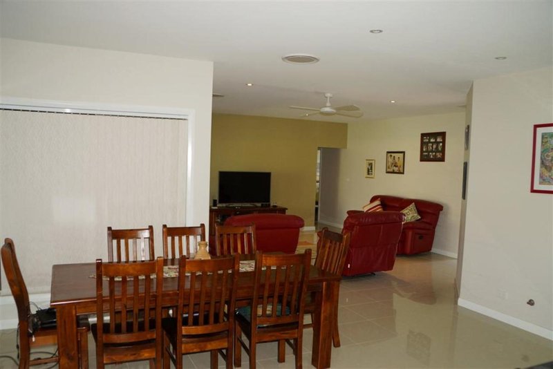 Photo - 6 Crossroads Drive, Dubbo NSW 2830 - Image 6