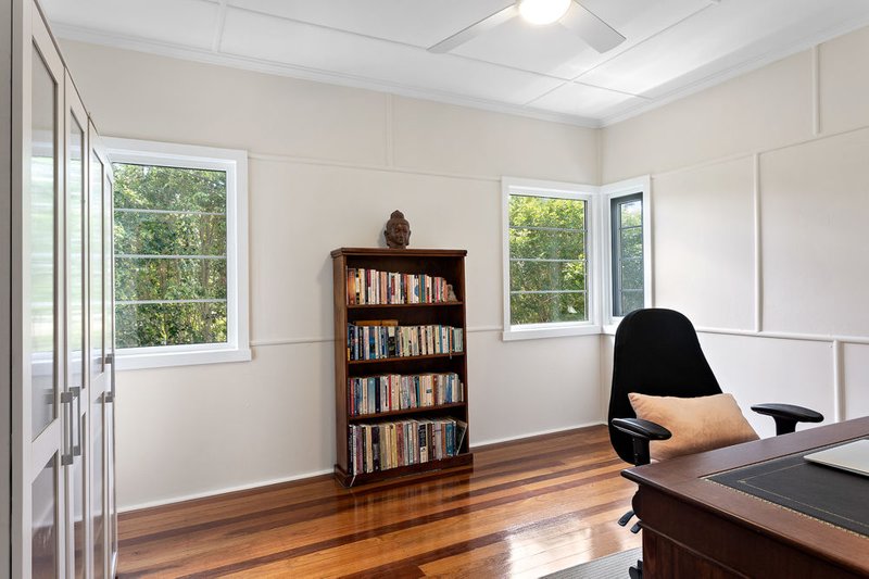 Photo - 6 Crown Street, Mitchelton QLD 4053 - Image 8