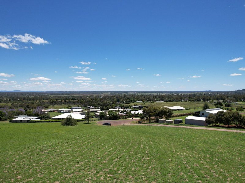 6 Crows Ash Crescent, Kingaroy QLD 4610