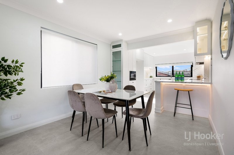 Photo - 6 Crucie Avenue, Bass Hill NSW 2197 - Image 4