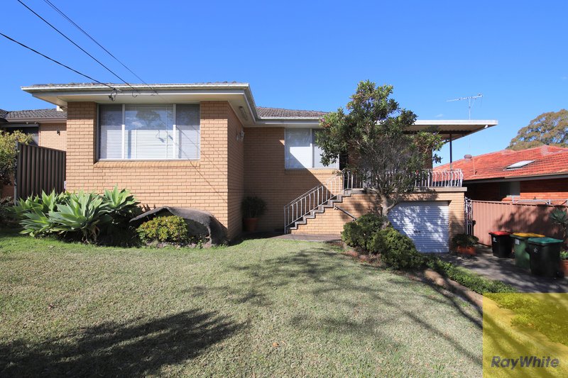 Photo - 6 Cumberland Avenue, Georges Hall NSW 2198 - Image 1