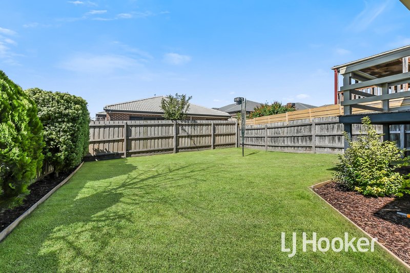 Photo - 6 Cumulus Court, Hampton Park VIC 3976 - Image 11