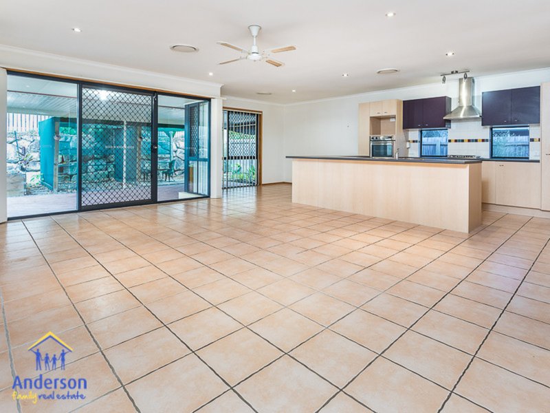 Photo - 6 Cunningham Court, North Lakes QLD 4509 - Image 2