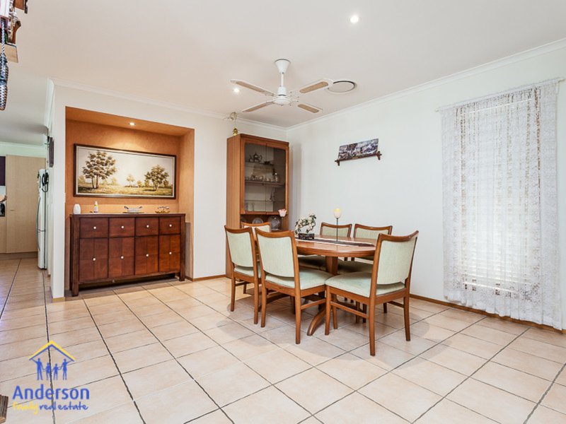 Photo - 6 Cunningham Court, North Lakes QLD 4509 - Image 5