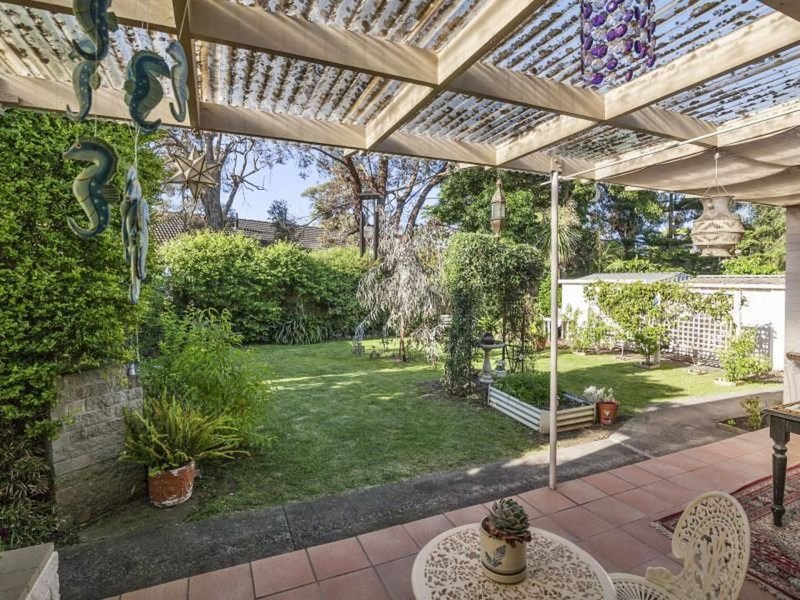 Photo - 6 Cuthbert Ave , Highton VIC 3216 - Image 14