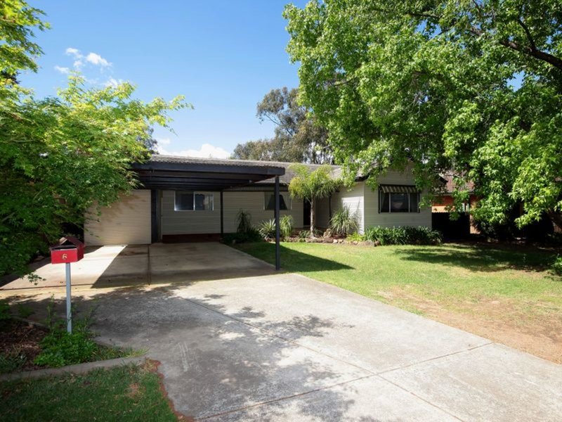 6 Cutler Avenue, Kooringal NSW 2650