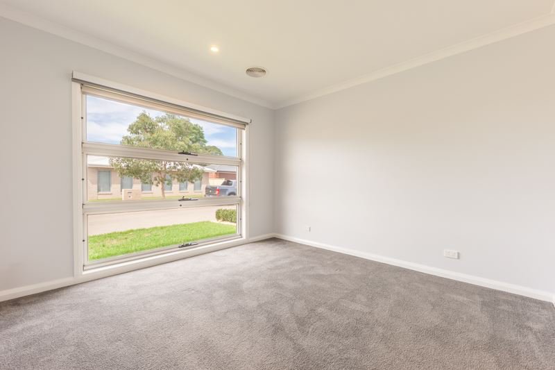 Photo - 6 Dalwhinnie Drive, Wangaratta VIC 3677 - Image 7