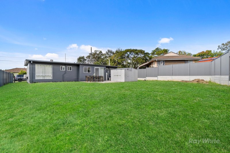 Photo - 6 Dampier Avenue, Eagleby QLD 4207 - Image 16