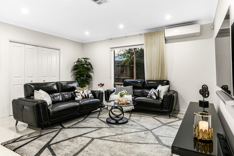 Photo - 6 Dani Court, Rowville VIC 3178 - Image 10