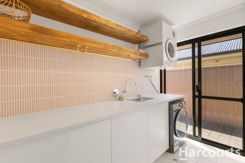 Photo - 6 Darkan Close, Dudley Park WA 6210 - Image 7