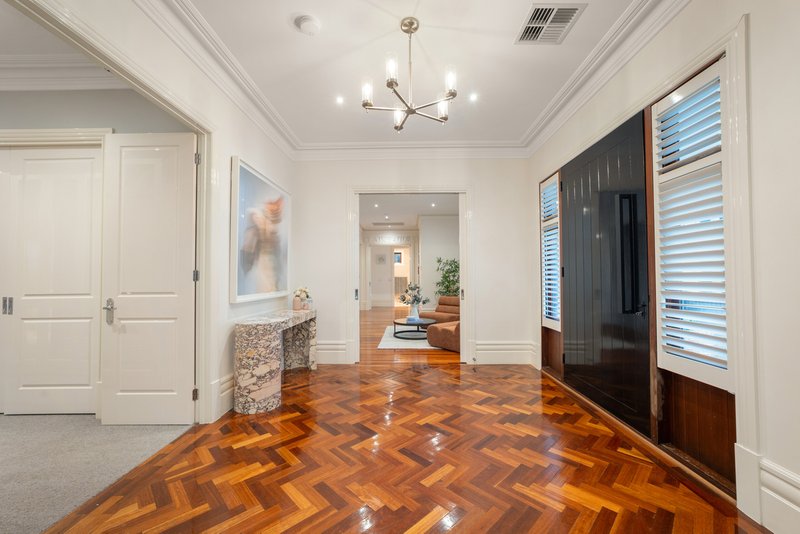 Photo - 6 De Garis Place, Werribee VIC 3030 - Image 3