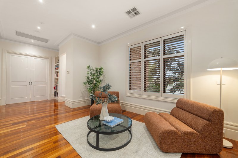 Photo - 6 De Garis Place, Werribee VIC 3030 - Image 4