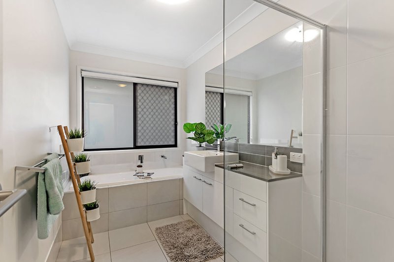 Photo - 6 Deakin Street, Everton Park QLD 4053 - Image 17