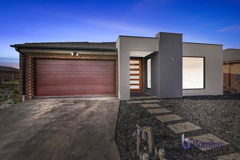 6 Decumbens Way, Donnybrook VIC 3064