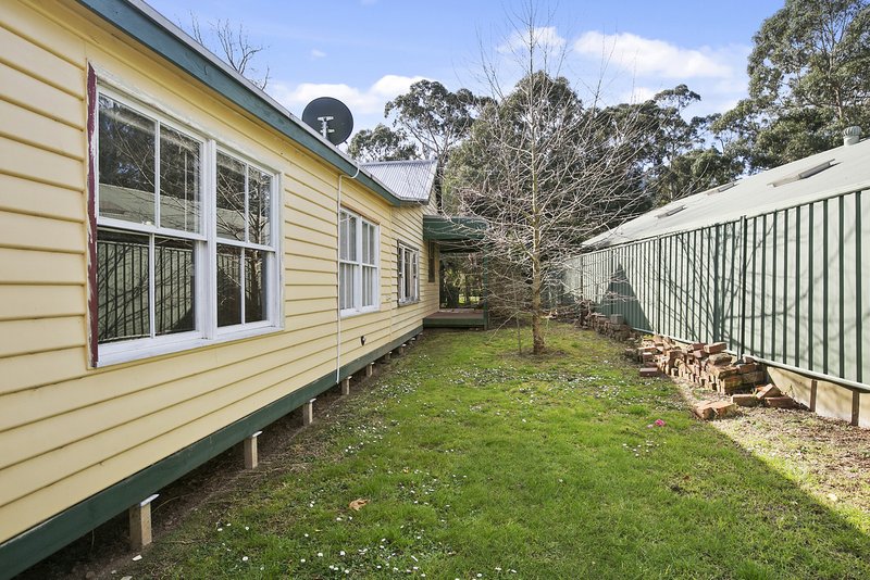 Photo - 6 Dee Road, Millgrove VIC 3799 - Image 14