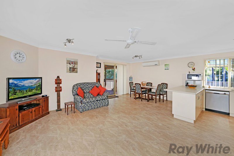 Photo - 6 Delavia Drive, Lake Munmorah NSW 2259 - Image 2