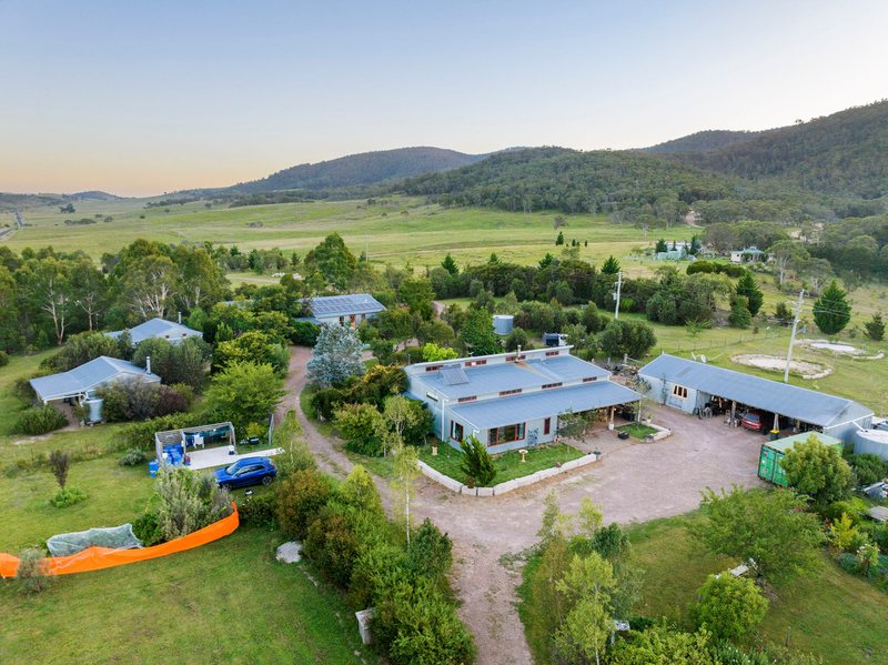 6 Dempseys Road, Braidwood NSW 2622