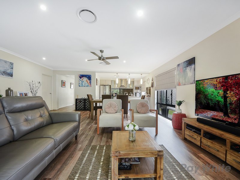 Photo - 6 Densmore Street, Bracken Ridge QLD 4017 - Image 7