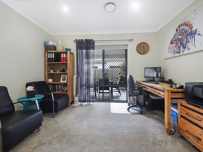 Photo - 6 Densmore Street, Bracken Ridge QLD 4017 - Image 11