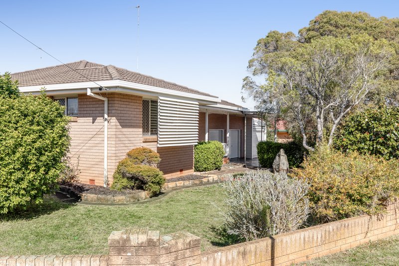 Photo - 6 Denyer Street, Wilsonton QLD 4350 - Image 15