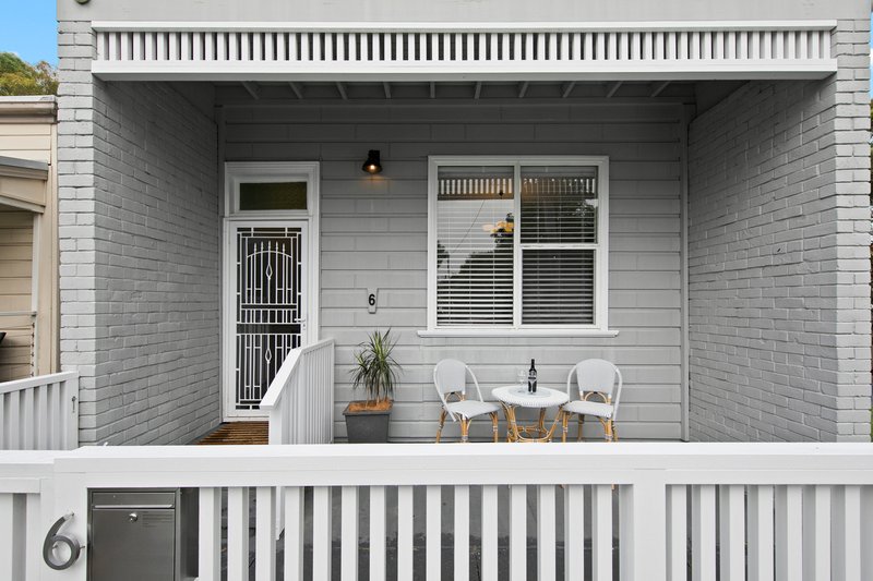 Photo - 6 Devon Street, Hamilton NSW 2303 - Image 1