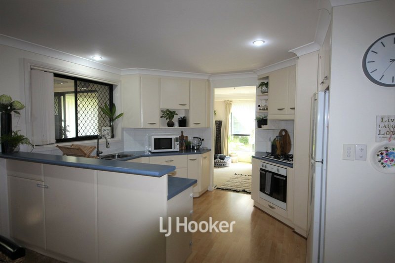 Photo - 6 Devoy Place, Hallidays Point NSW 2430 - Image 3