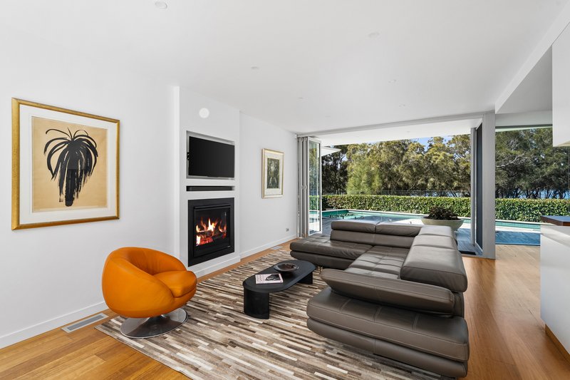 Photo - 6 Diamond Head Drive, Budgewoi NSW 2262 - Image 7