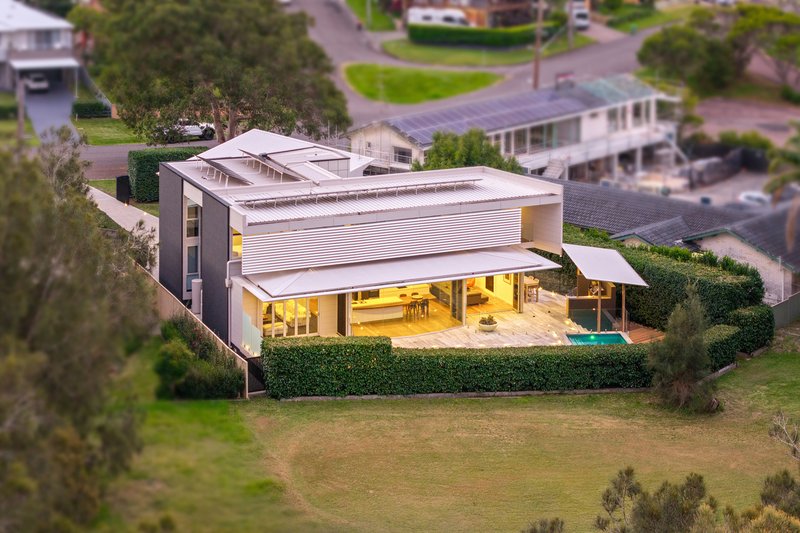 Photo - 6 Diamond Head Drive, Budgewoi NSW 2262 - Image 22