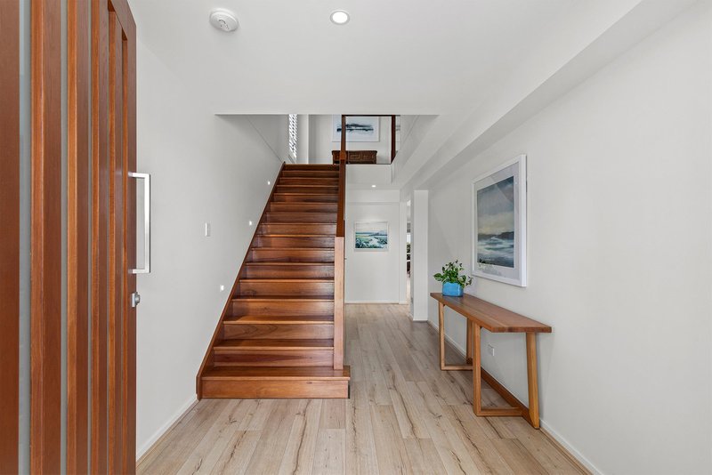 Photo - 6 Diana Close, Bridgeman Downs QLD 4035 - Image 14